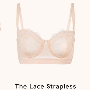 Lively Lace Convertible Bra